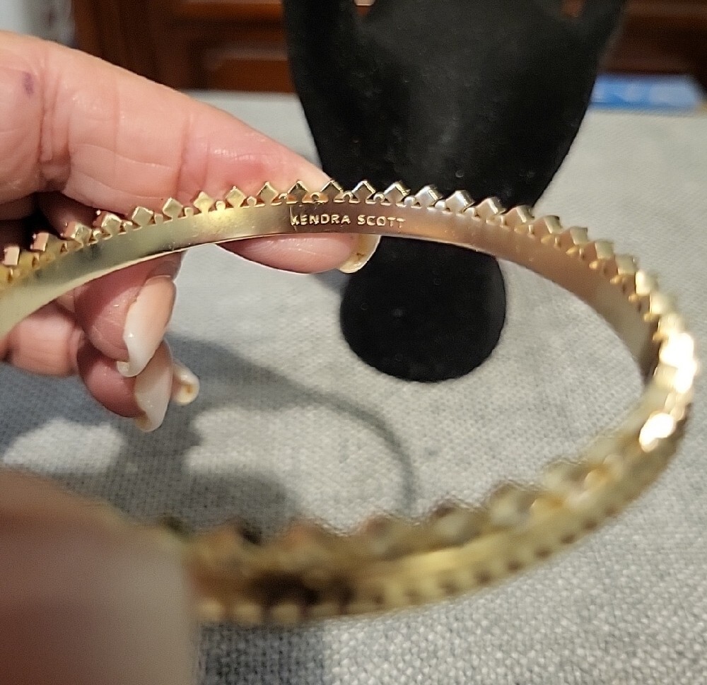 Kendra Scott "Mary Caroline" Crown Crystal-Accented Bangle Bracelet - Picture 4 of 5